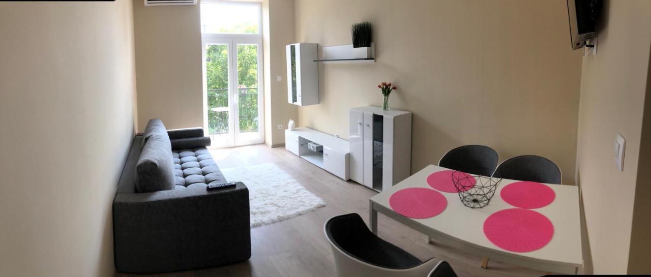 Holiday Apartmanhaz Harkany Exterior photo